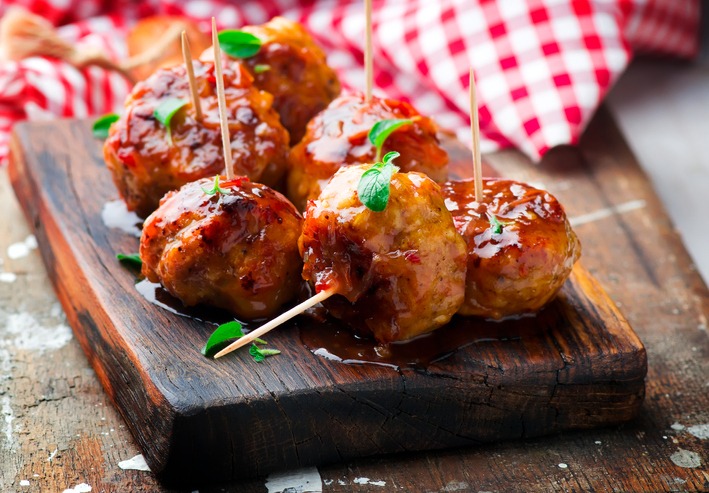 Meatballs with glaze