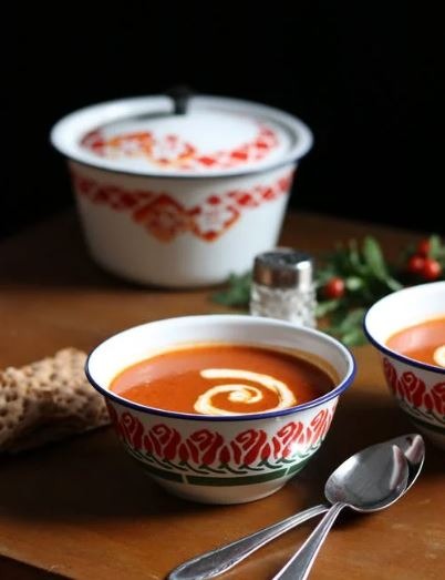 Creamy Roasted Red Pepper Tomato Soup