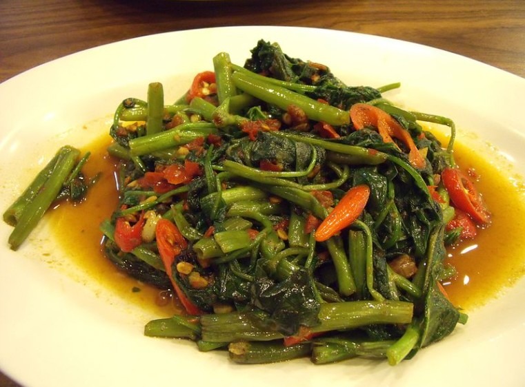 Ipomoea stir fry