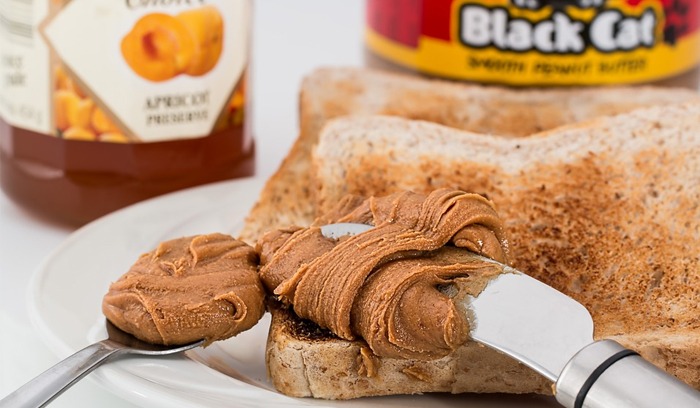 15 Delicious Peanut Snack Ideas