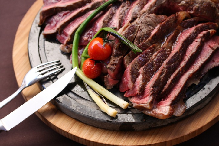 Fiorentina Steak cut up on a plate